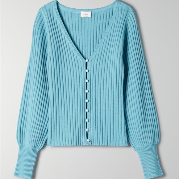 Aritzia Pearl Sweater‎ - Picture 3 of 6
